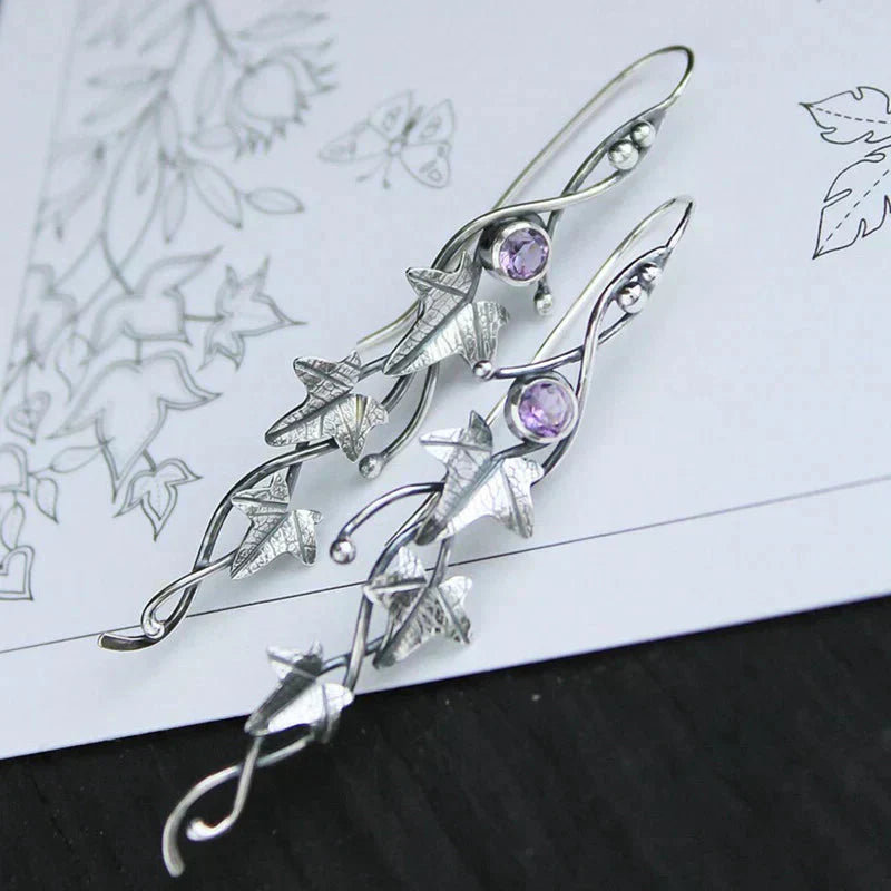 Kazy | Antique Leaf Elf White Gold Earrings