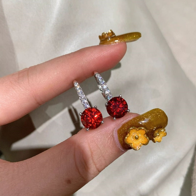 Celira | Orvane White Gold Earrings