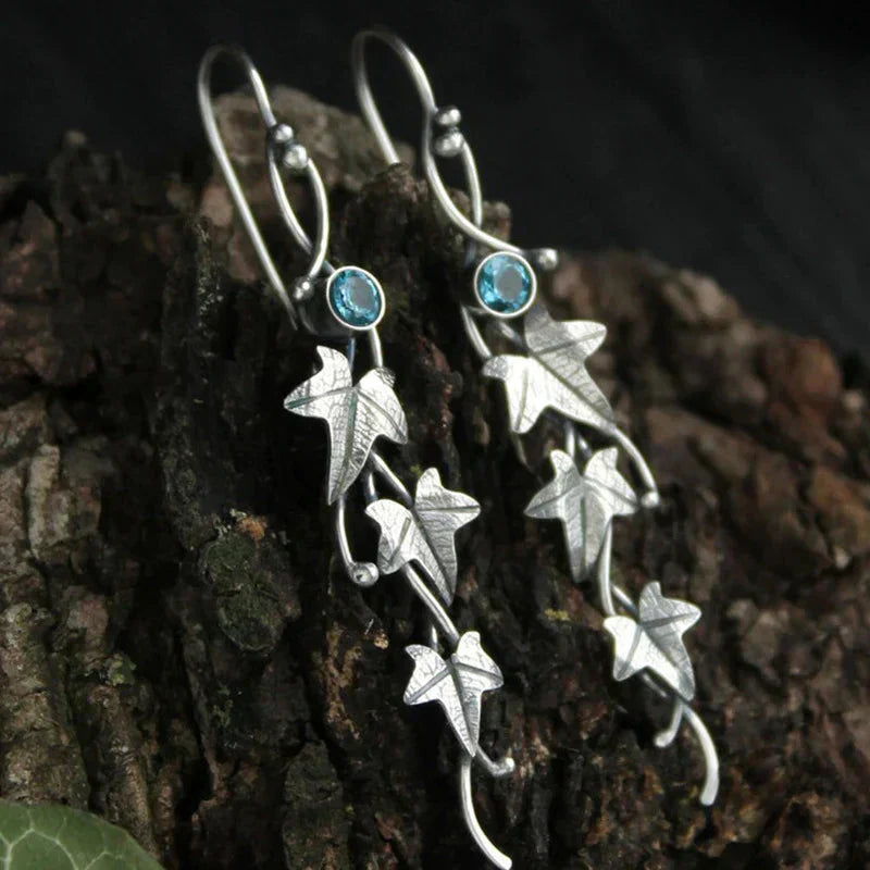 Kazy | Antique Leaf Elf White Gold Earrings