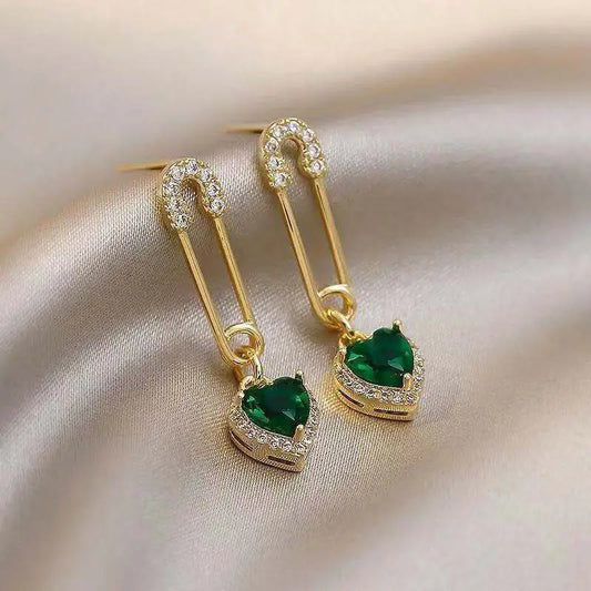 Amarisse | Viridelle Gold Dangle Earrings